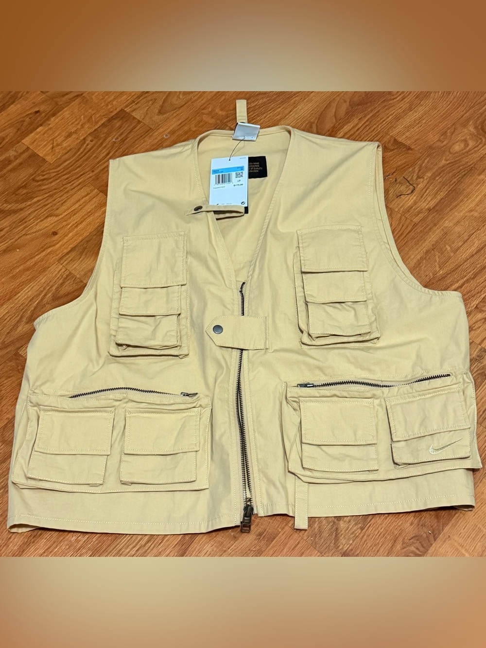 Nike Men's life Utility Vest Sesame